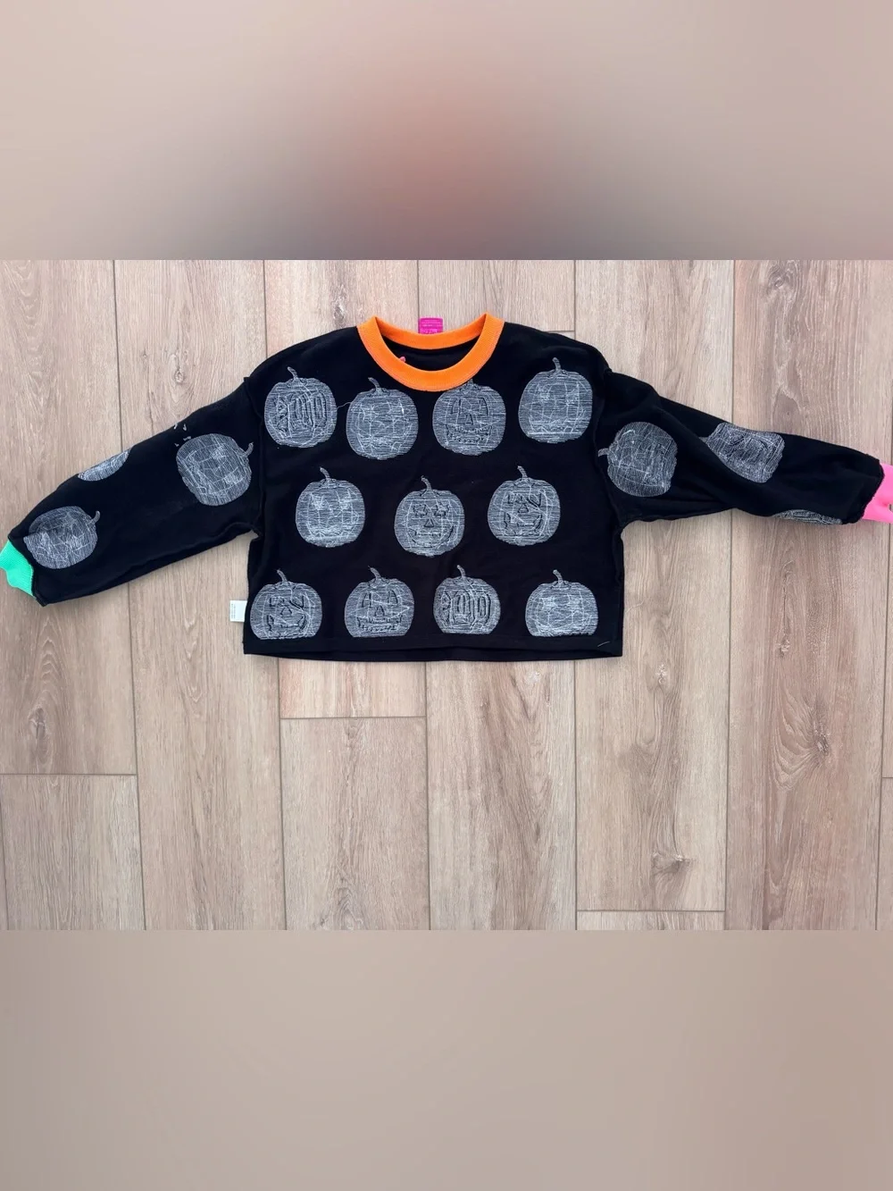 Queen Of Sparkles Halloween Jack-O-Lantern Crewneck Sweatshirt SZ XS Black - Picture 12 of 13